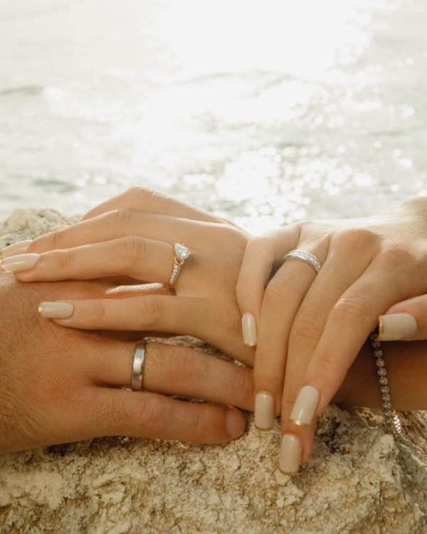 Perayaan Cinta dengan Model Cincin Berlian Romantis yang Abadi